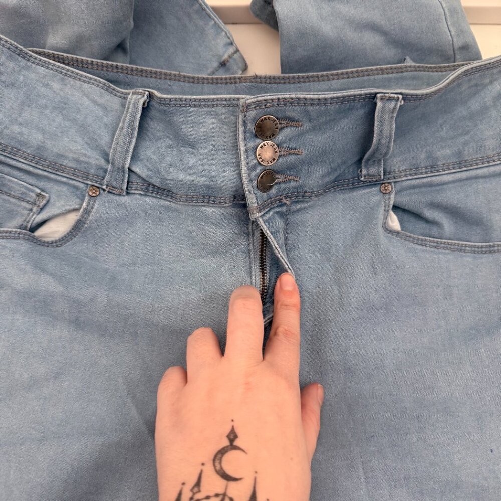 Wax Jean Light Wash Skinny Jeans | Stretch Denim | “Butt, I Love You!” | Size 13 - Picture 4 of 10